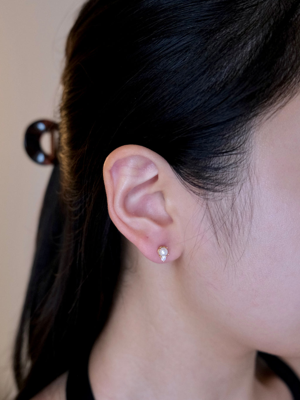 Pearl Dew Studs