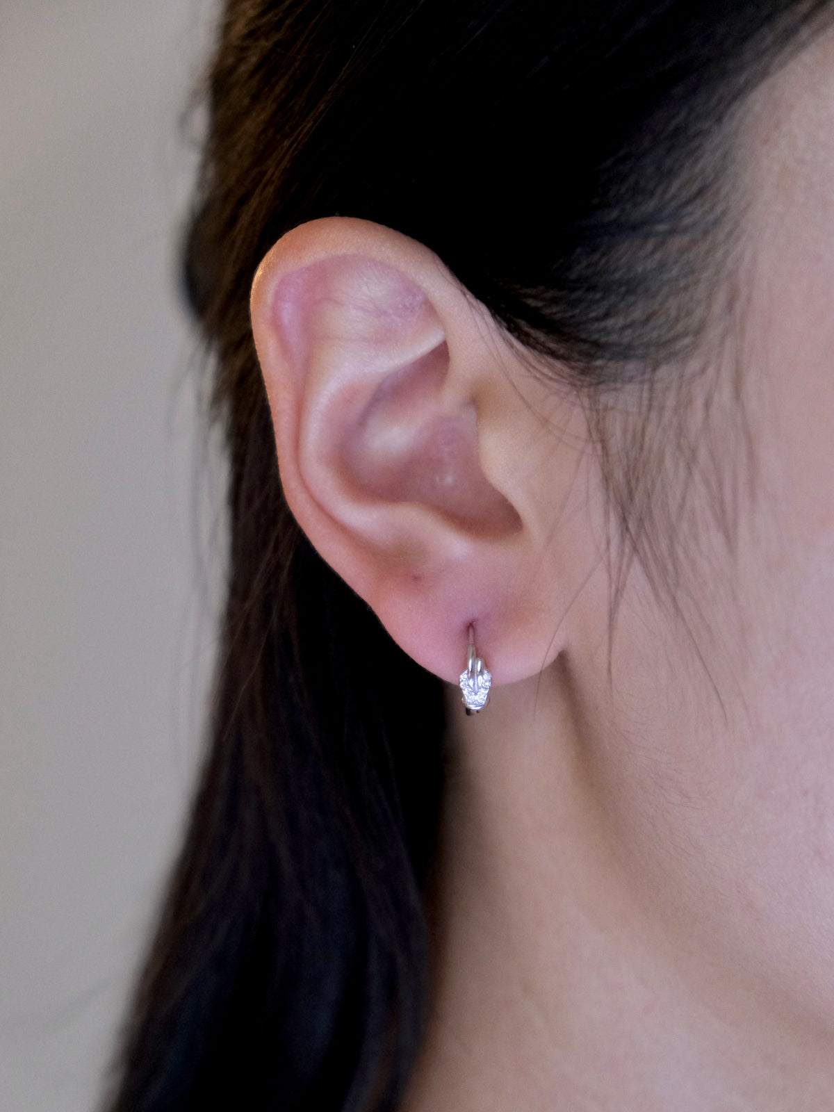 Knot Hoops