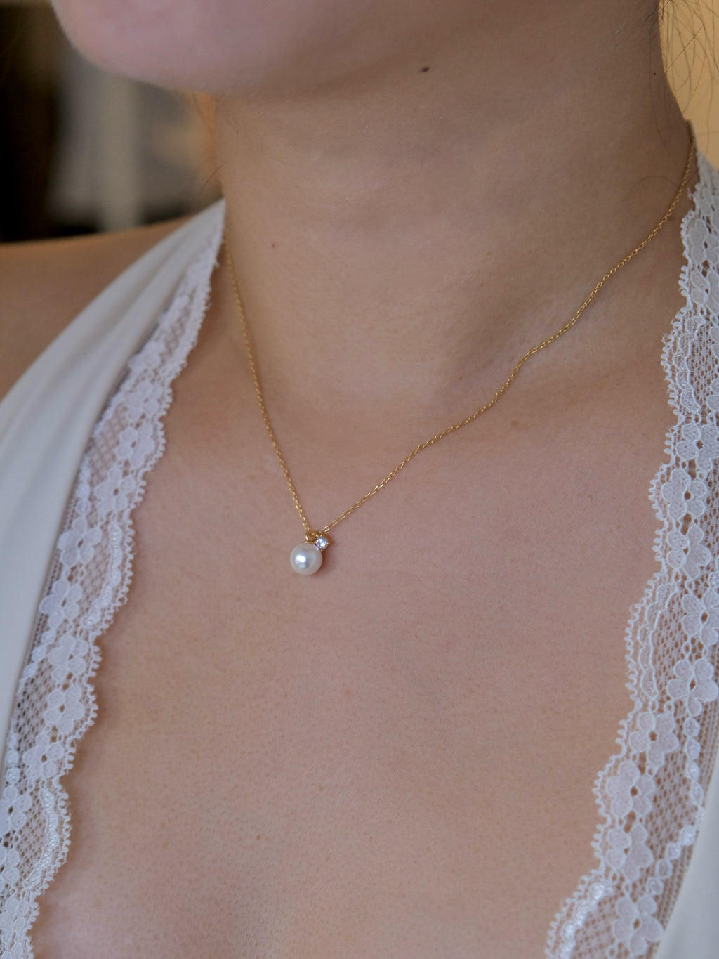 Luna Pearl Necklace